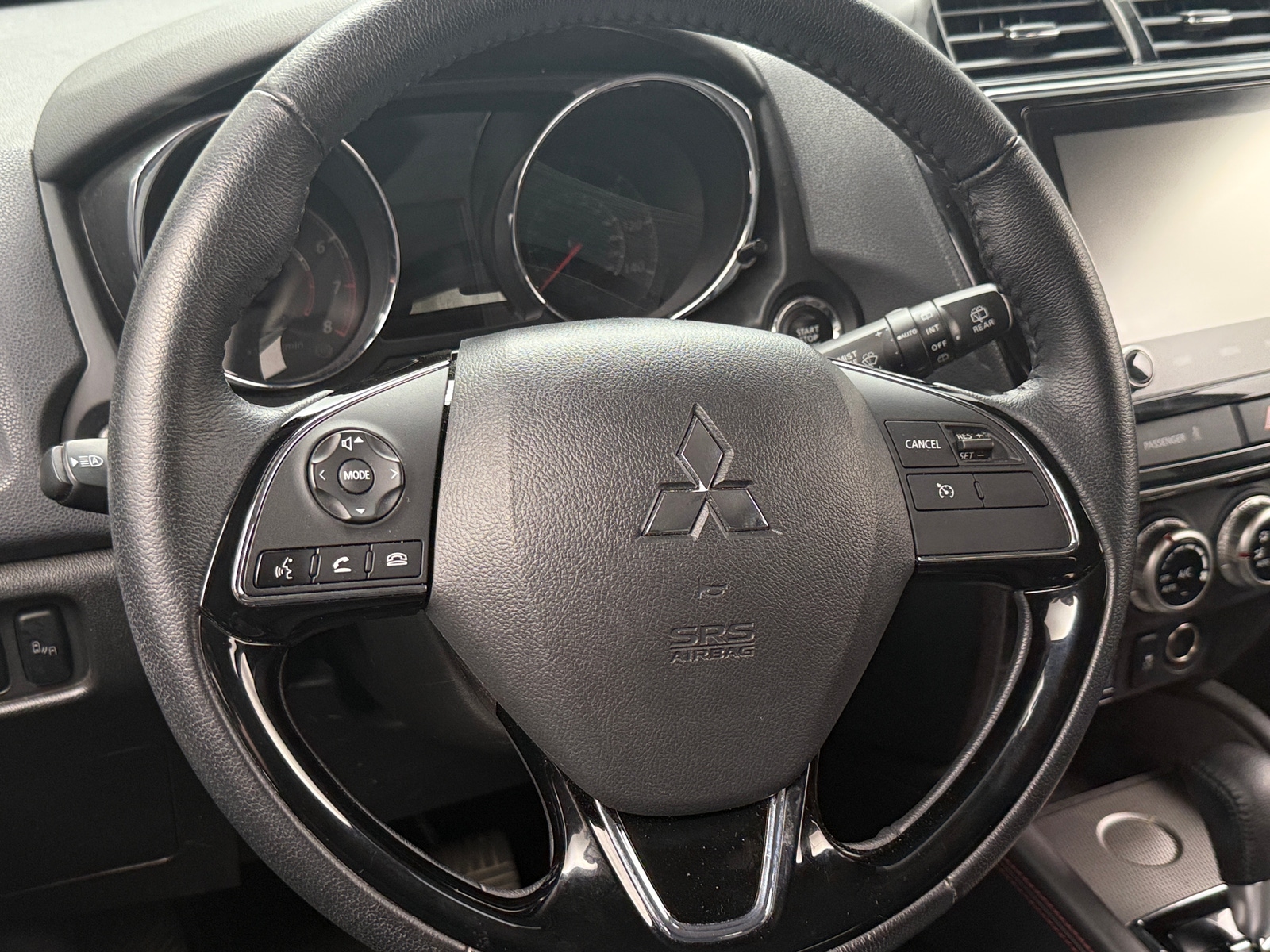 Thumbnail: 2022 Mitsubishi Outlander Sport - 4