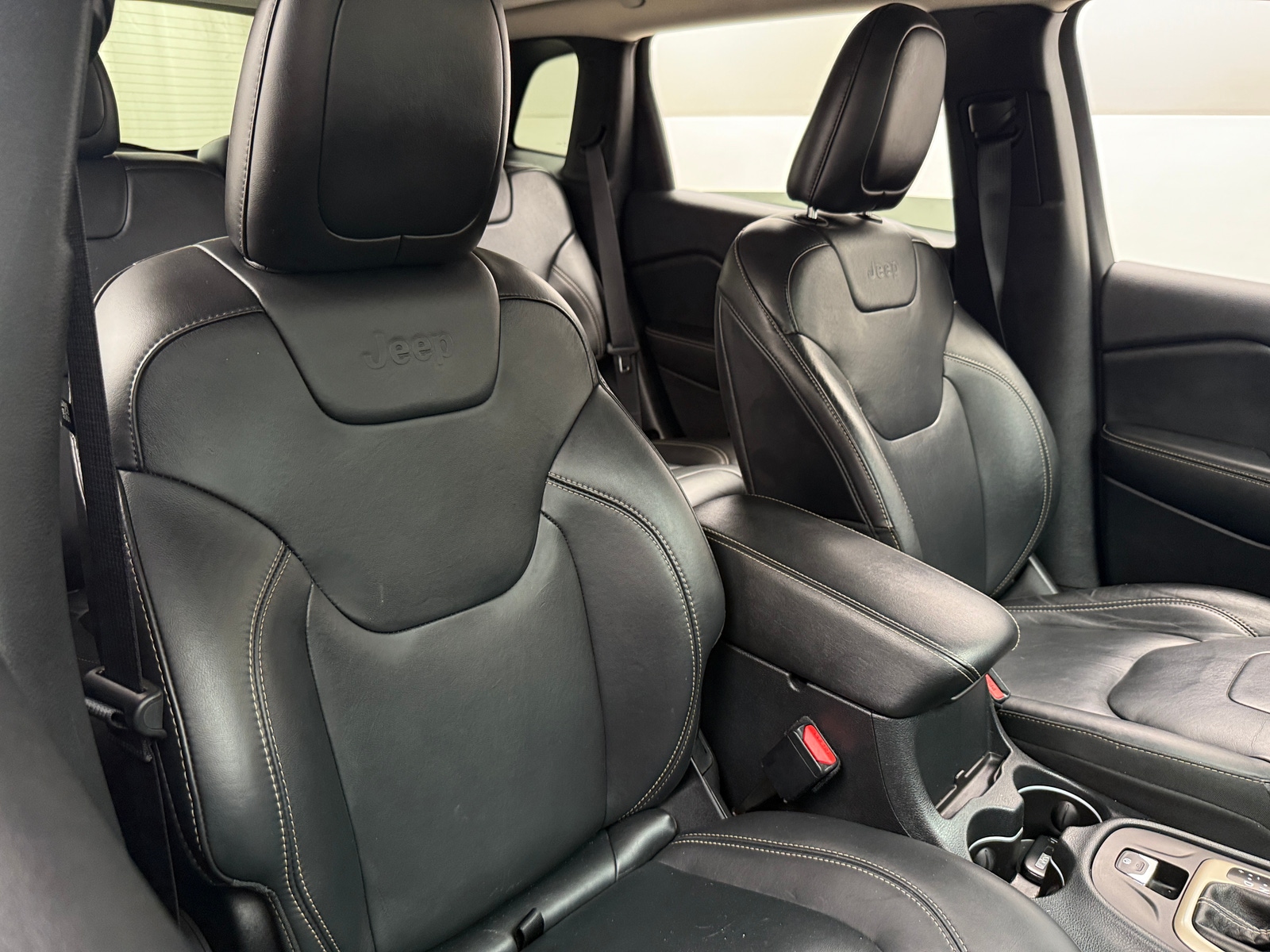 Thumbnail: 2016 Jeep Cherokee - 2