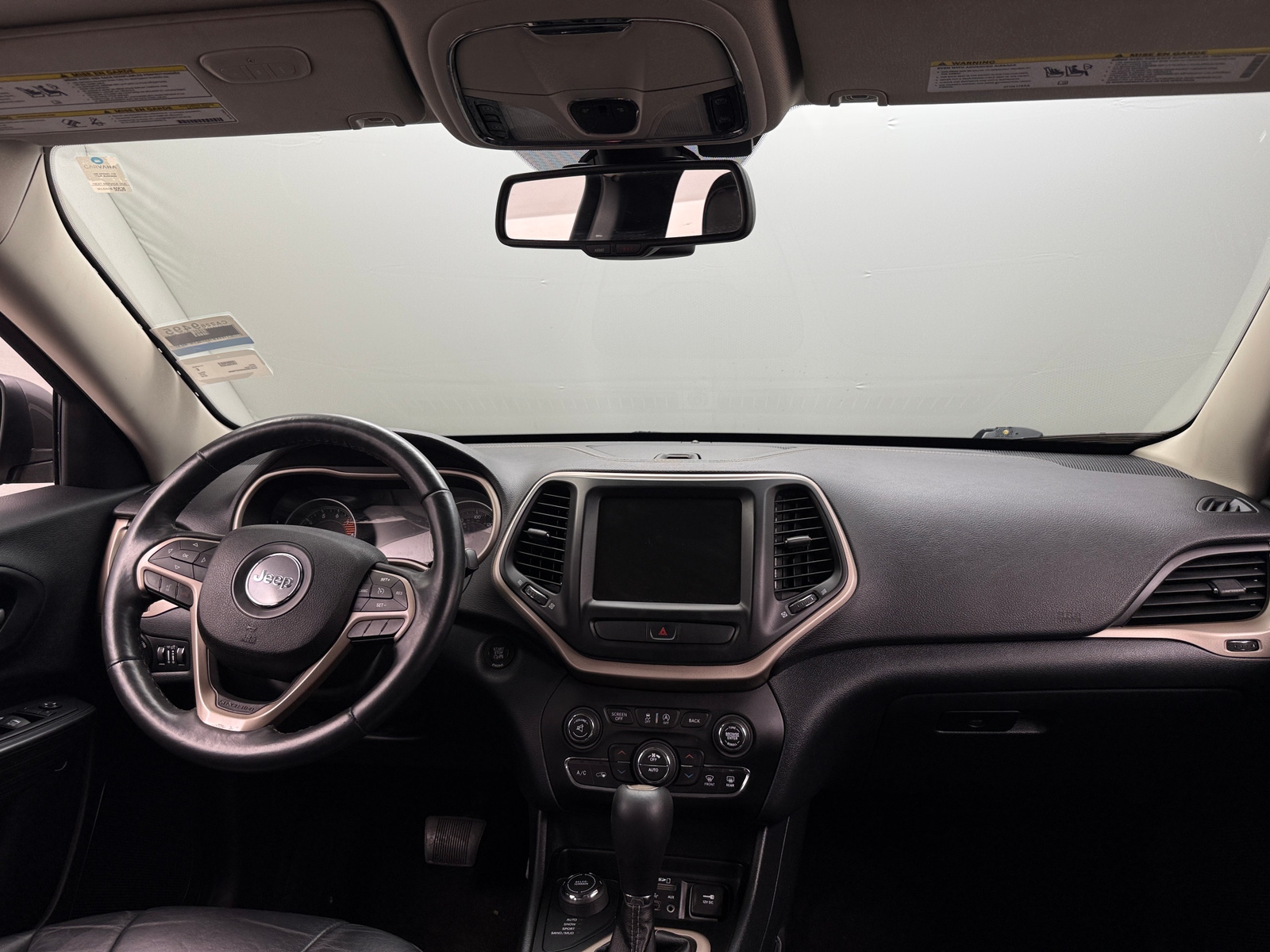 Thumbnail: 2016 Jeep Cherokee - 3
