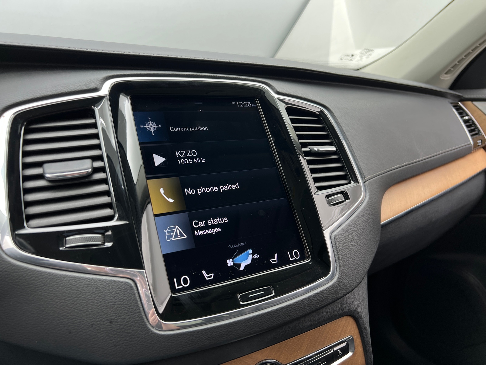 Thumbnail: 2020 Volvo XC90 - 3