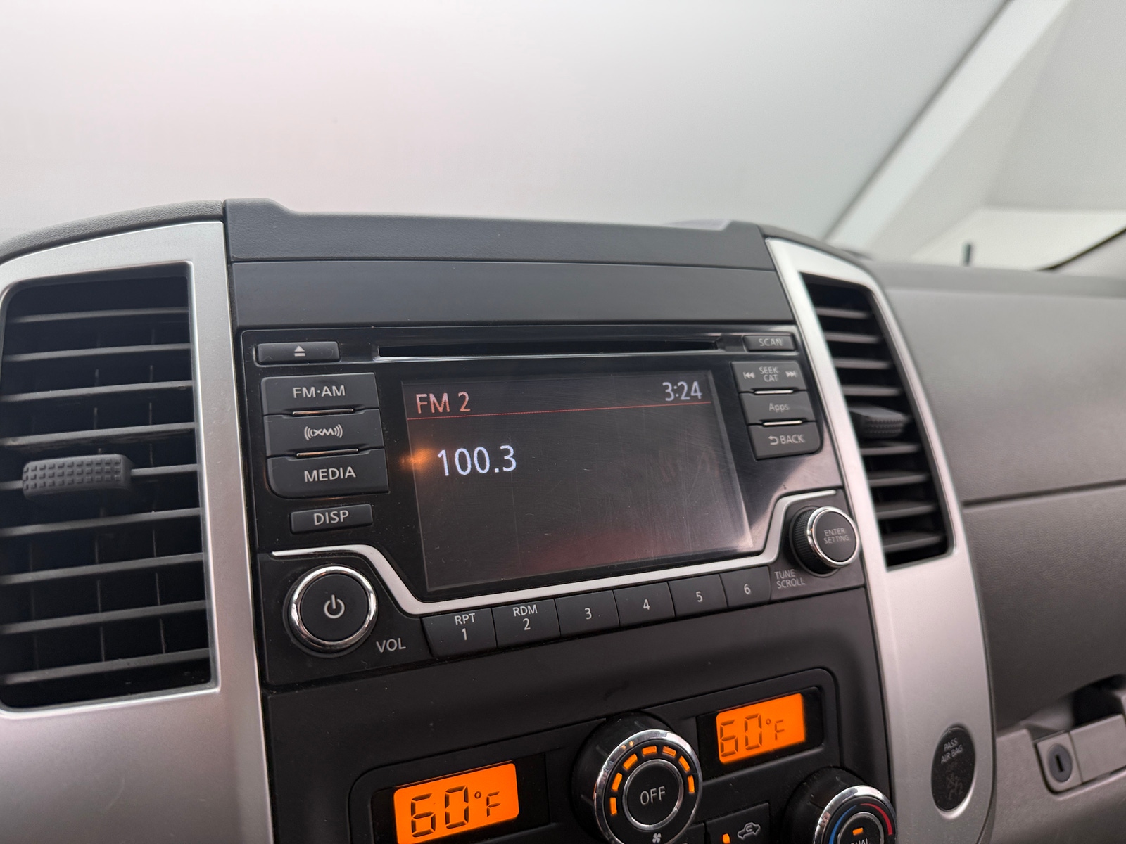 Thumbnail: 2015 Nissan Frontier - 4