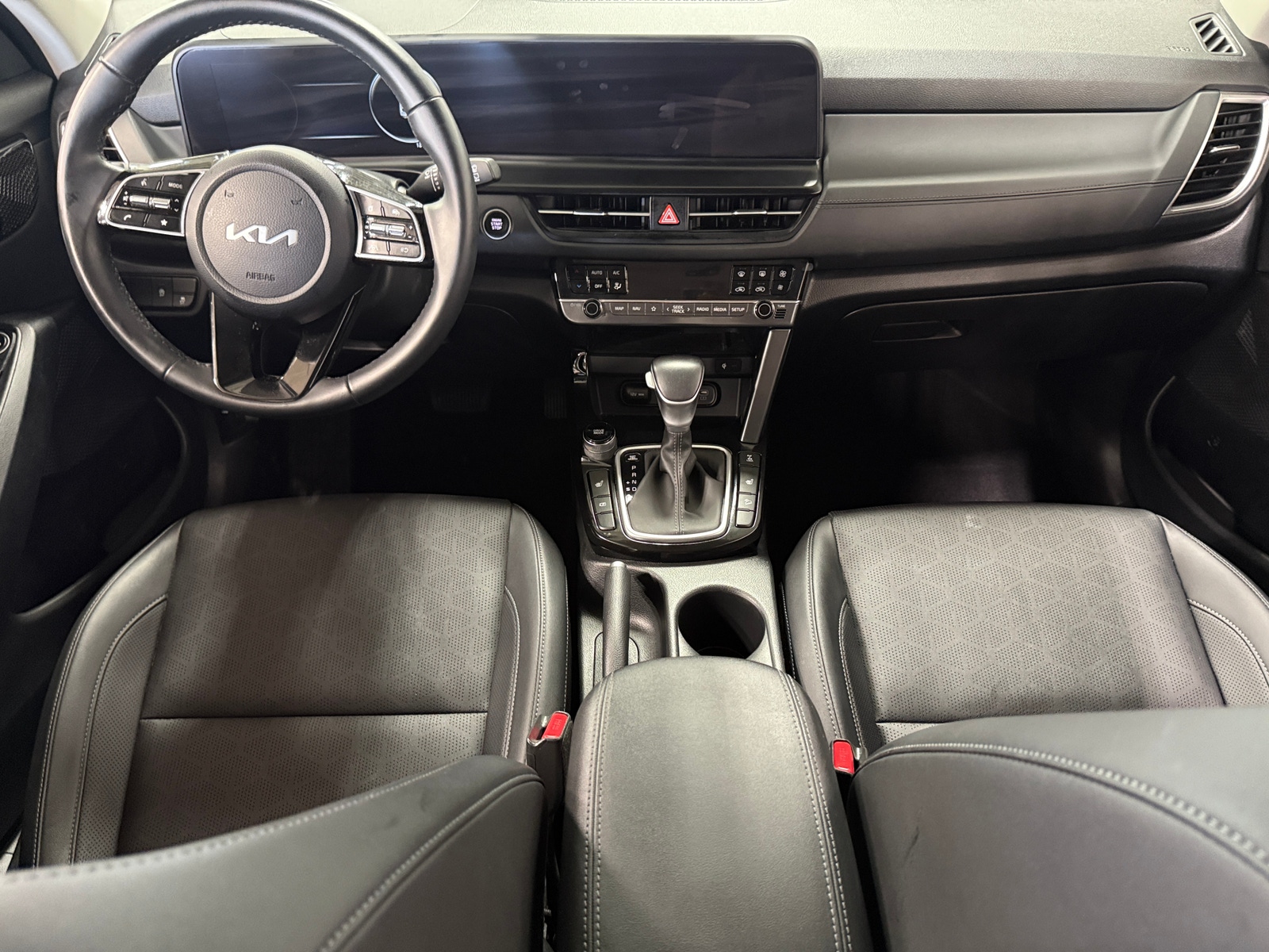 Thumbnail: 2024 Kia Seltos - 2