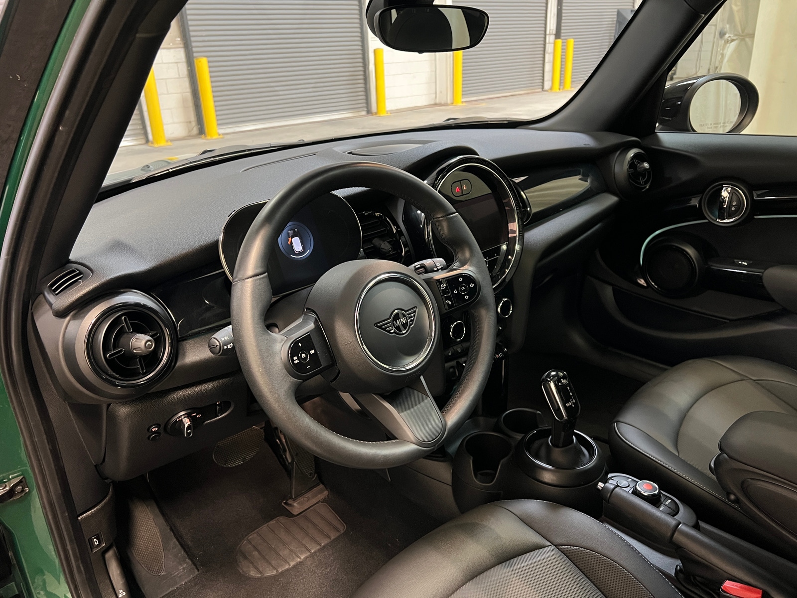 Thumbnail: 2022 MINI Cooper Hardtop - 2