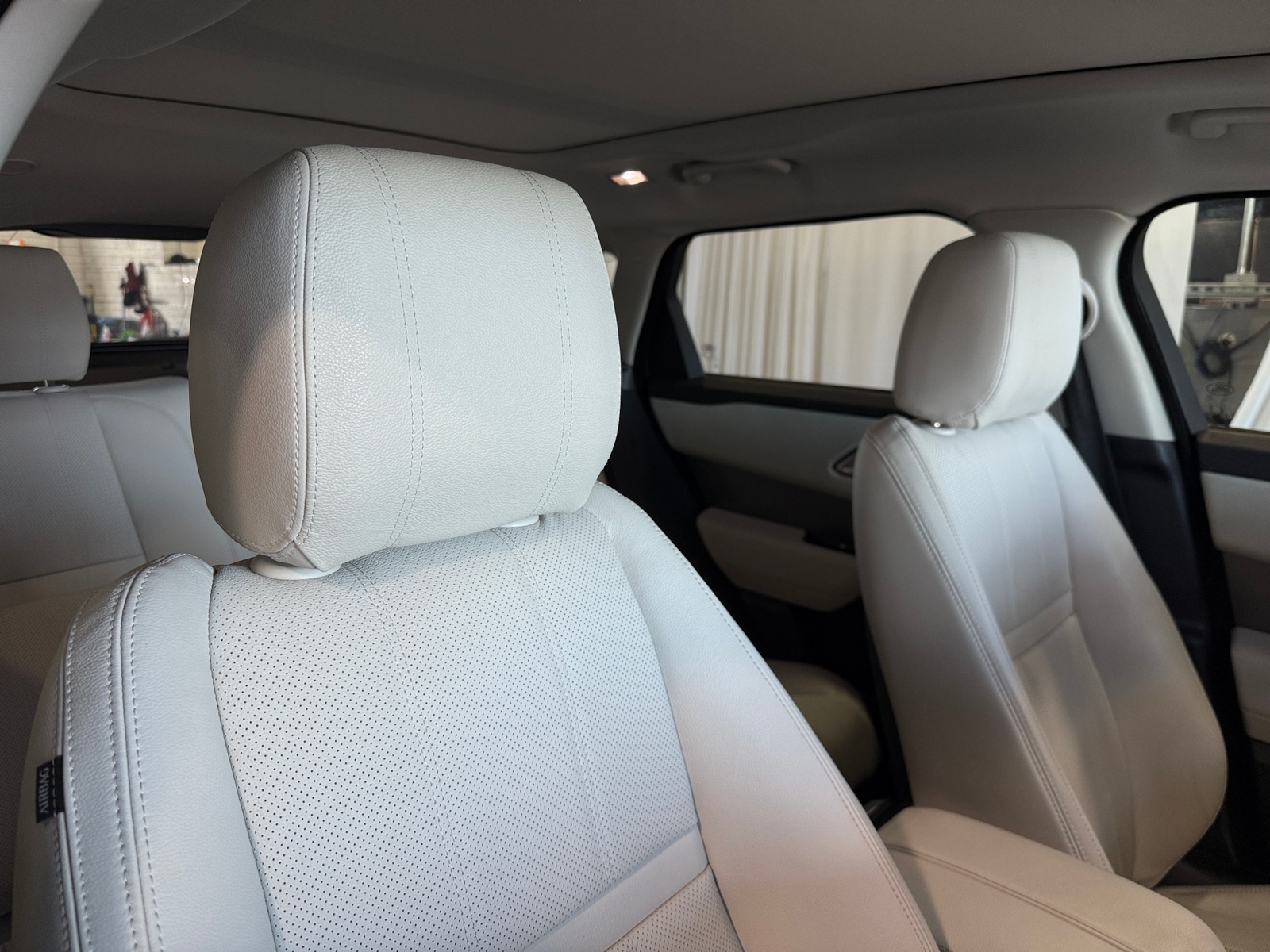 Thumbnail: 2021 Land Rover Range Rover Velar - 2