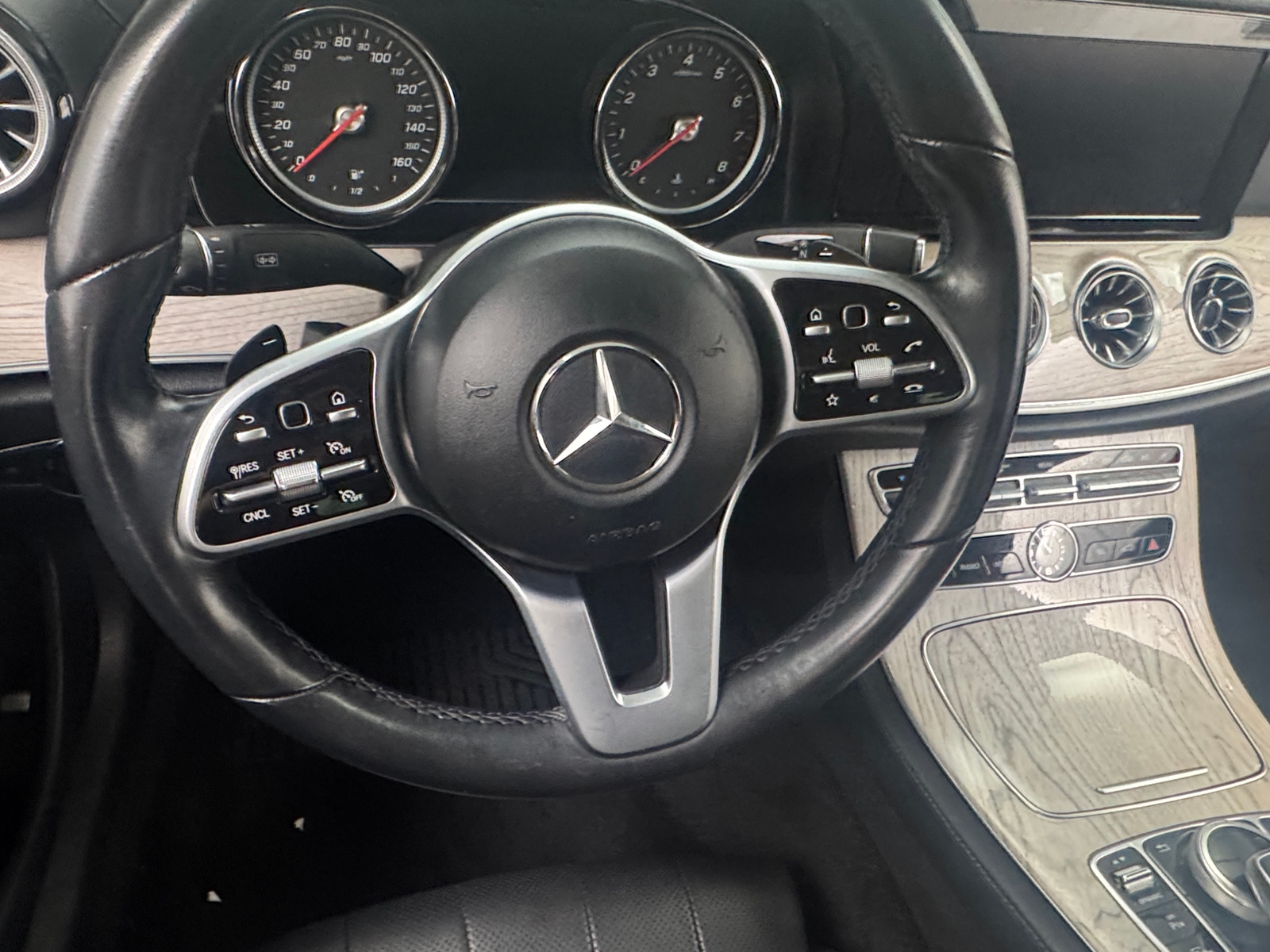 Thumbnail: 2019 Mercedes-Benz E-Class - 4