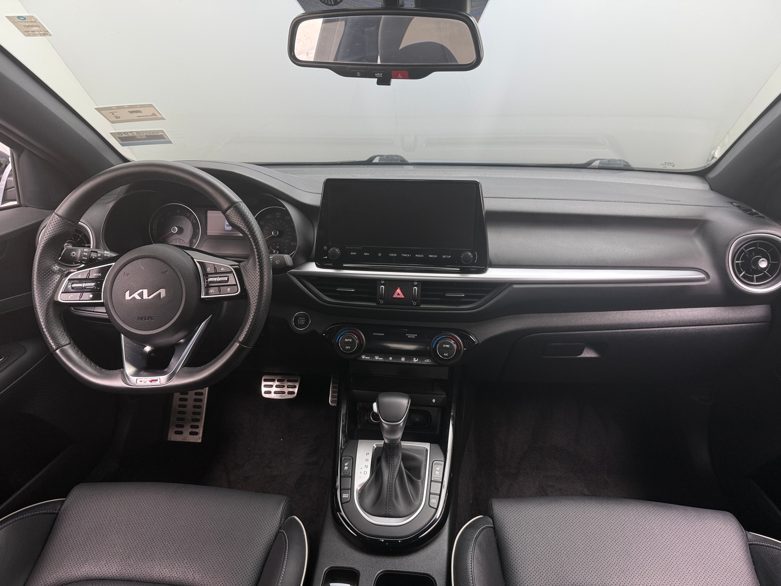 Thumbnail: 2023 Kia Forte - 2