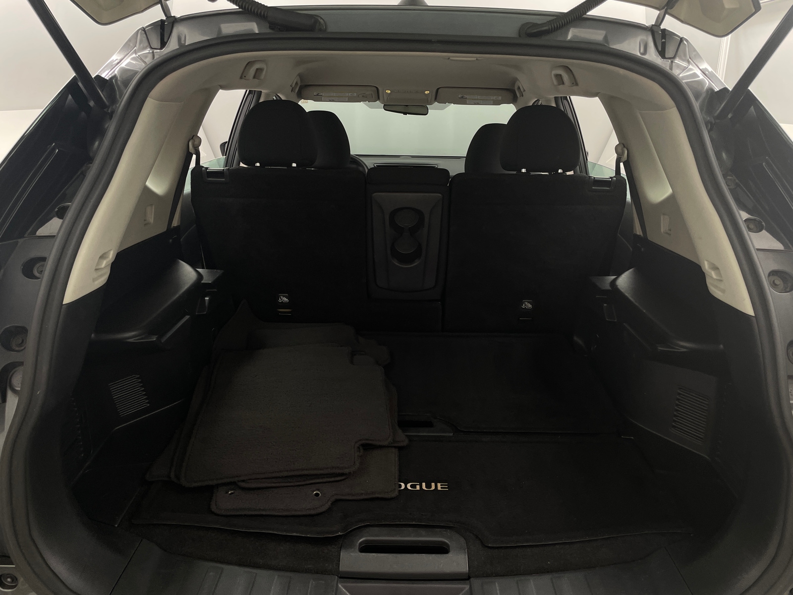 Thumbnail: 2018 Nissan Rogue - 7