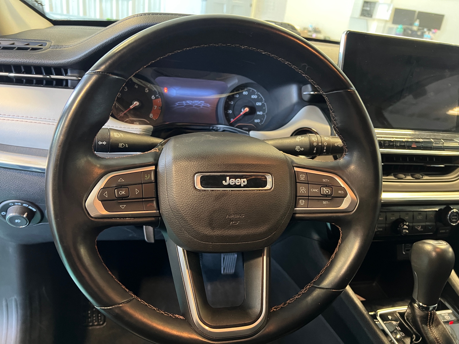 Thumbnail: 2022 Jeep Compass - 4