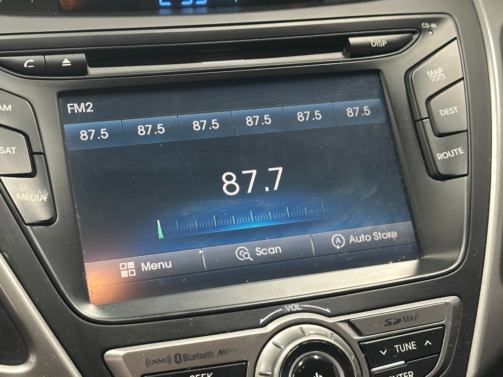Thumbnail: 2016 Hyundai Elantra - 3