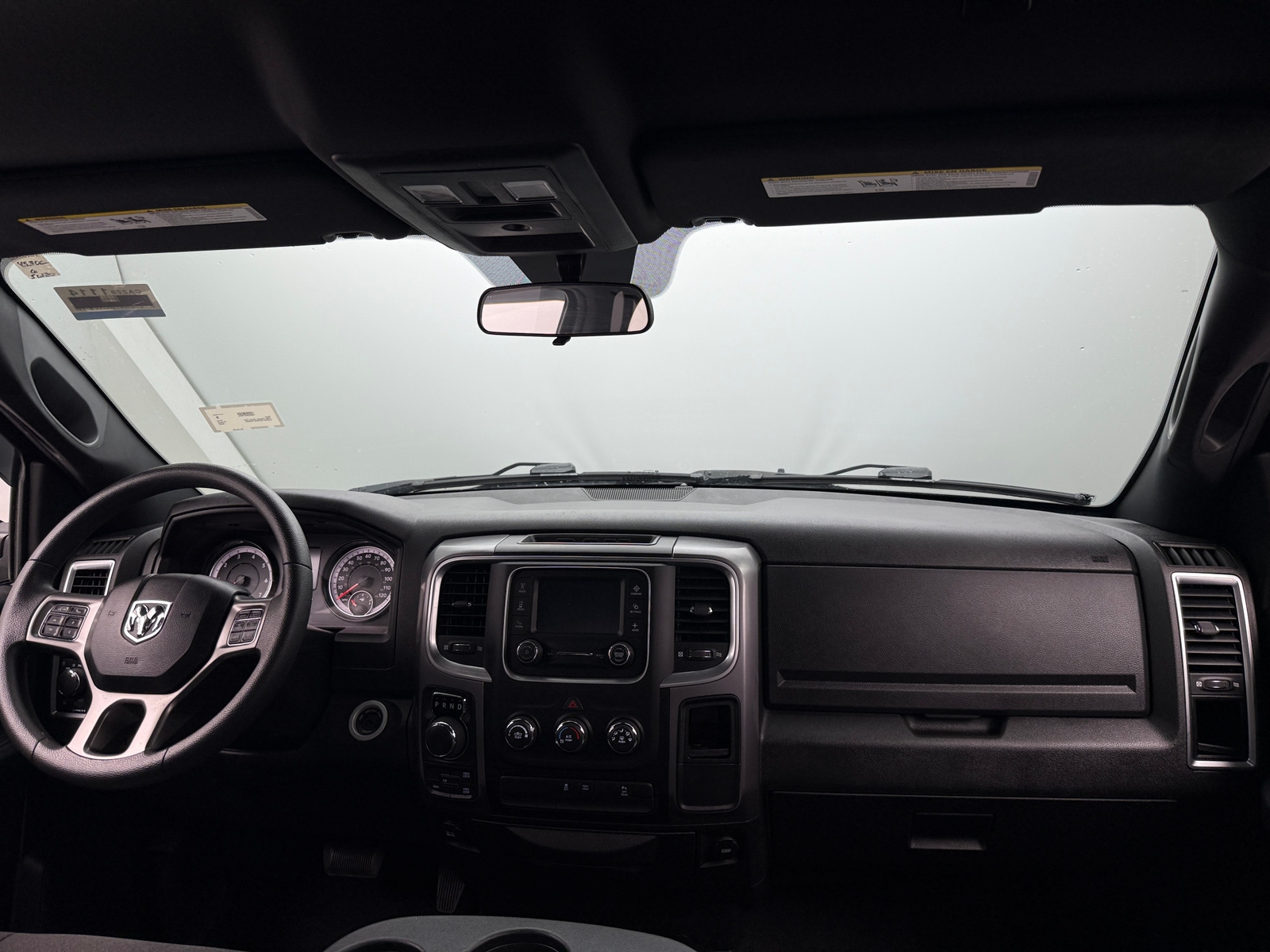 Thumbnail: 2022 RAM 1500 Classic - 3