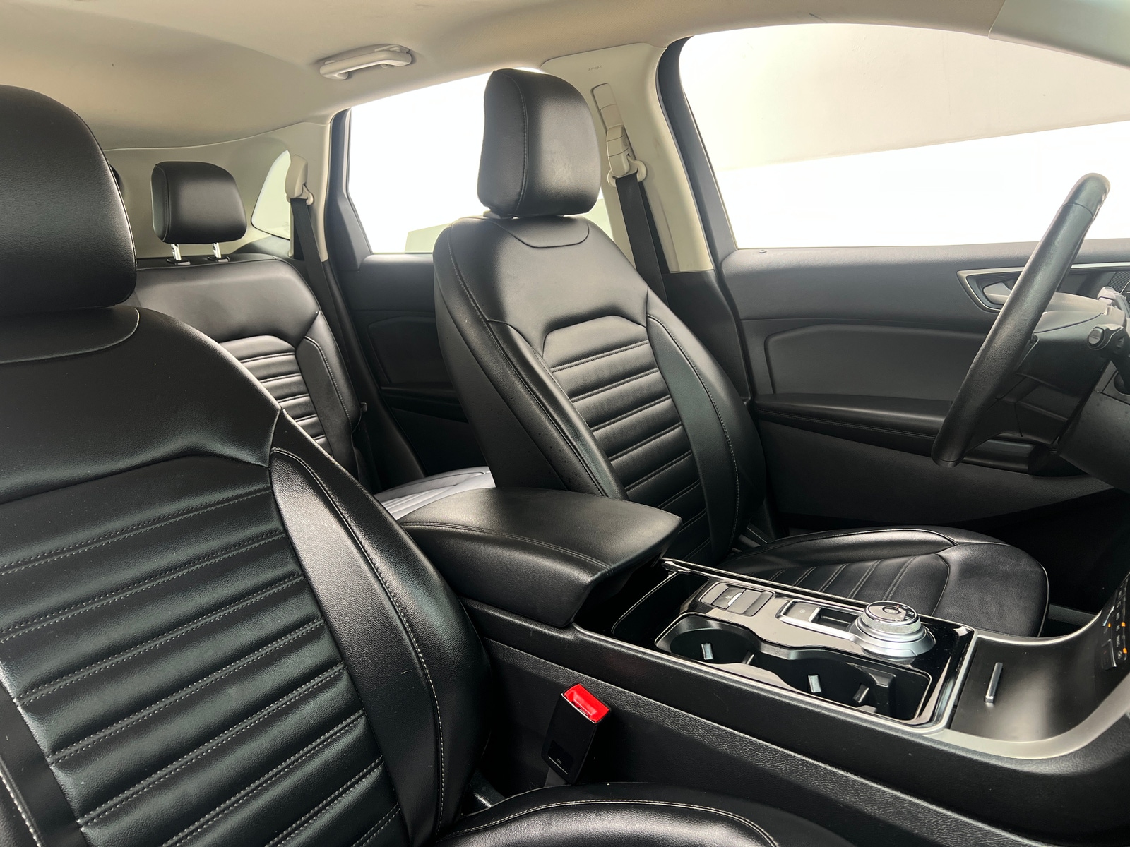 Thumbnail: 2020 Ford Edge - 2