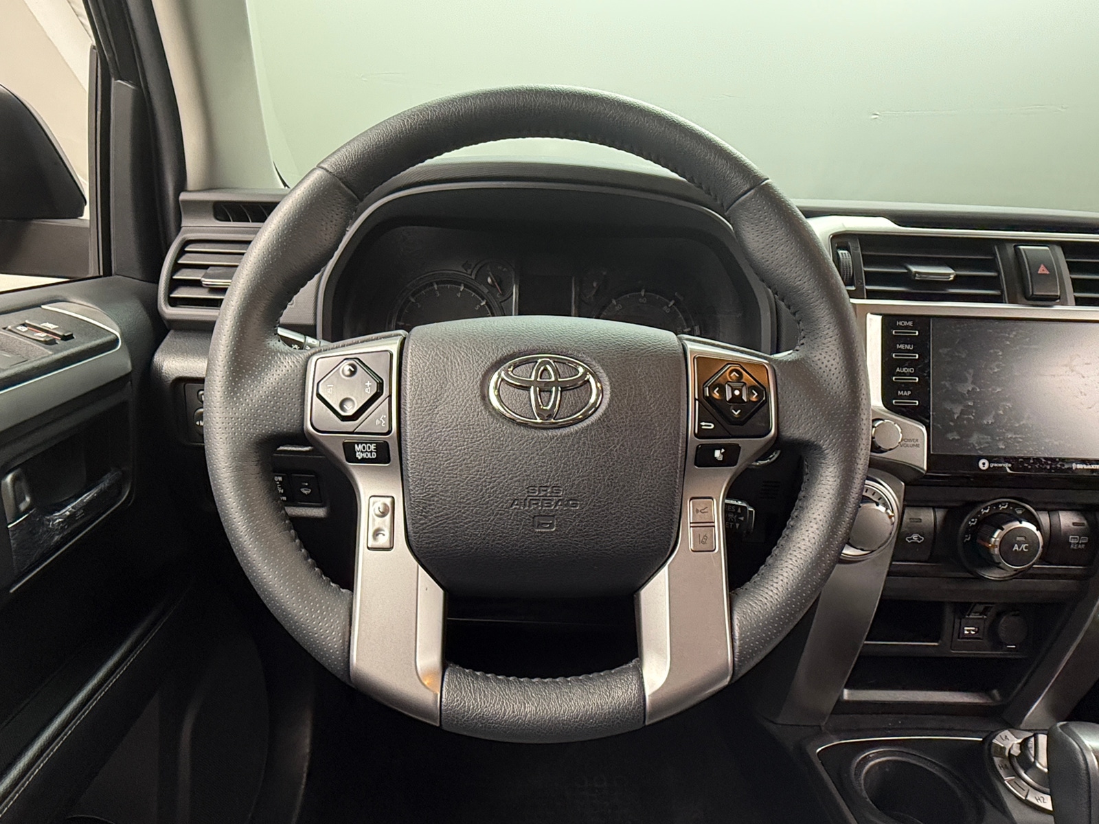 Thumbnail: 2022 Toyota 4Runner - 4