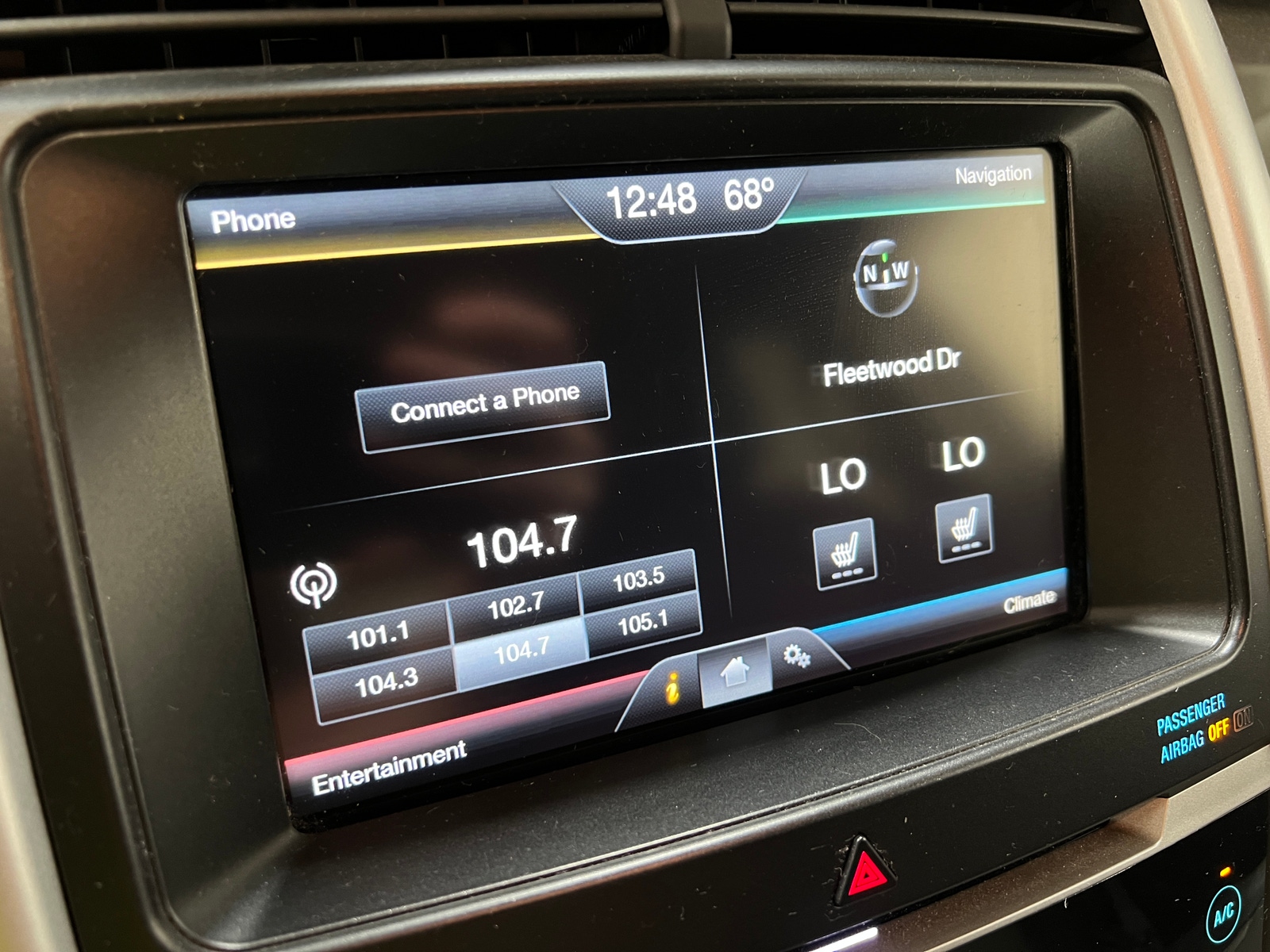 Thumbnail: 2014 Ford Edge - 3