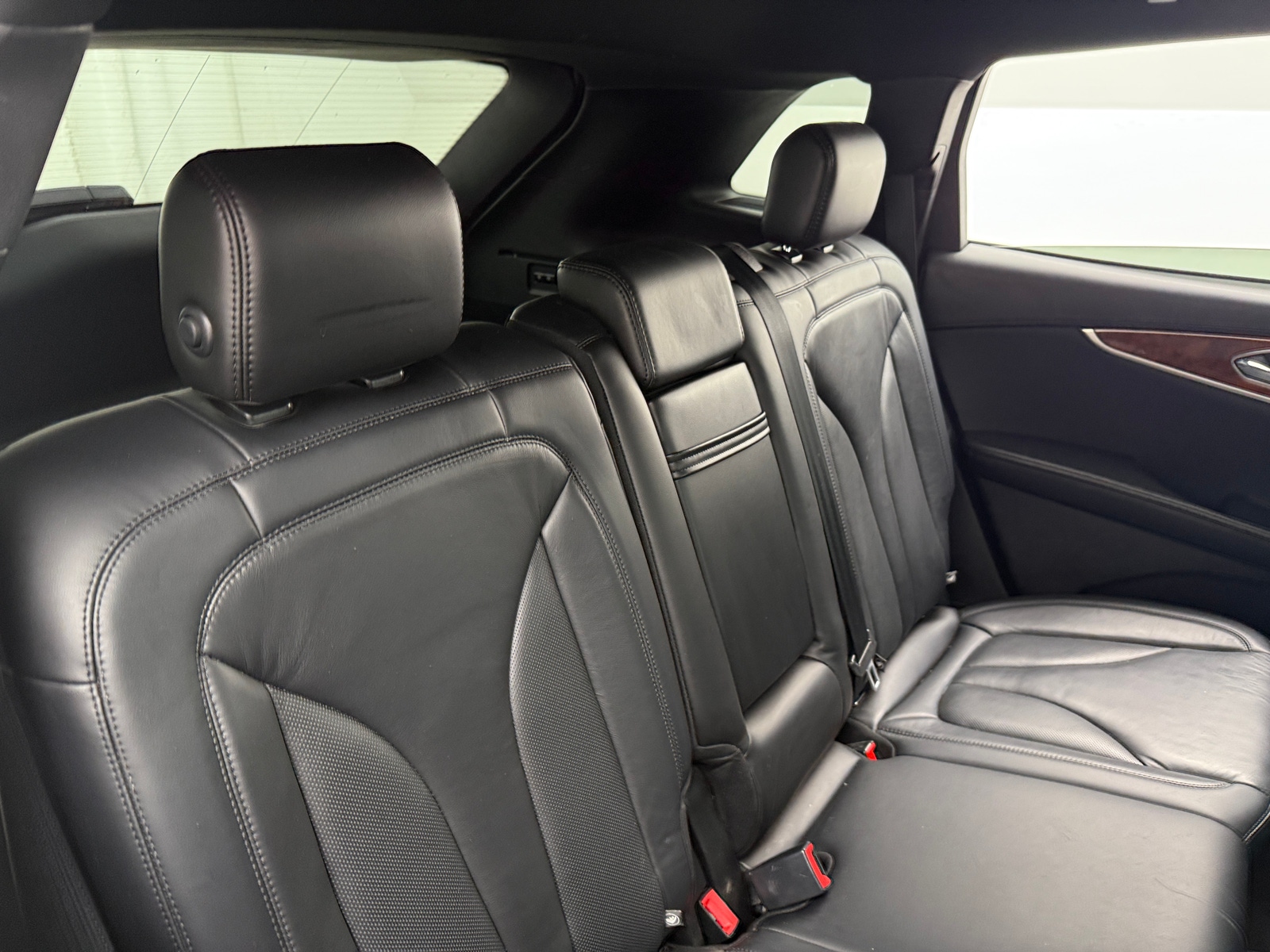 Thumbnail: 2019 Lincoln Nautilus - 5