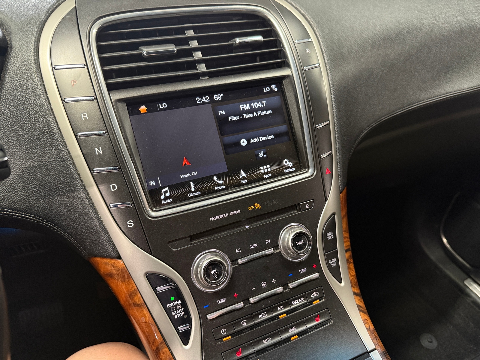 Thumbnail: 2019 Lincoln Nautilus - 3