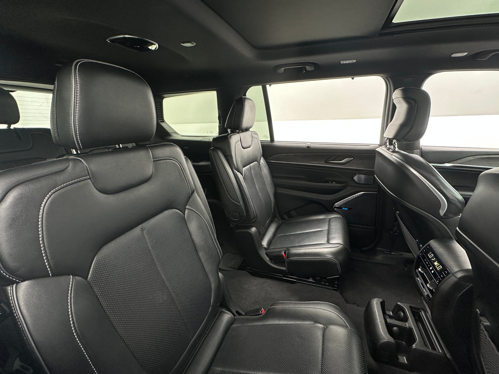 Thumbnail: 2021 Jeep Grand Cherokee L - 5