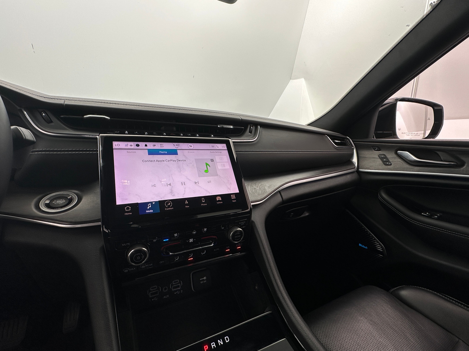 Thumbnail: 2021 Jeep Grand Cherokee L - 3