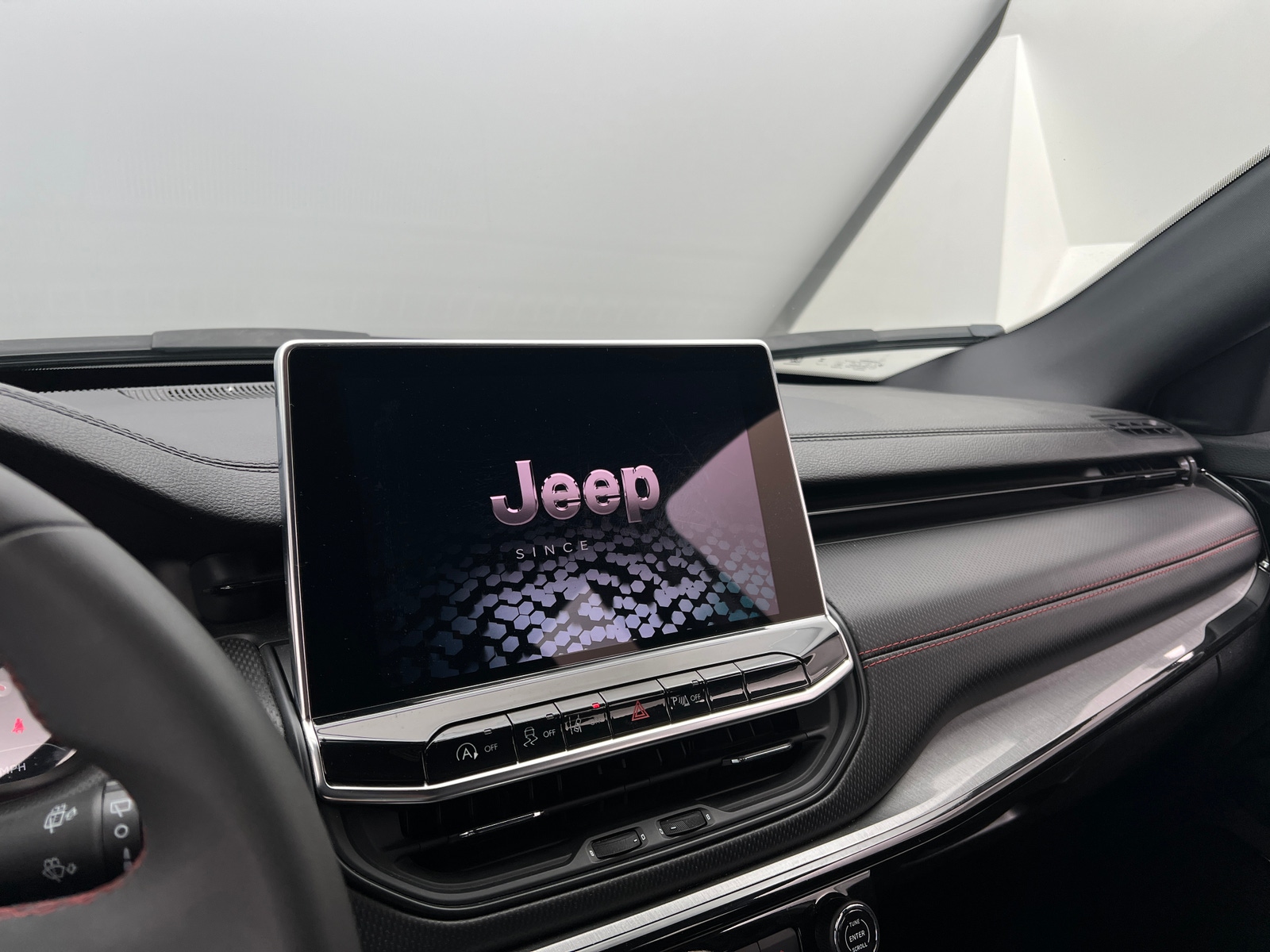 Thumbnail: 2024 Jeep Compass - 4