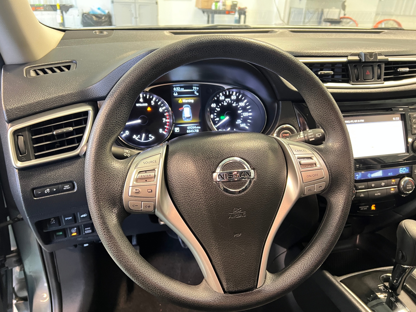 Thumbnail: 2015 Nissan Rogue - 5