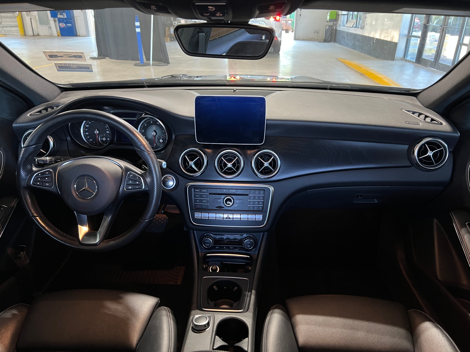 Thumbnail: 2019 Mercedes-Benz GLA - 2