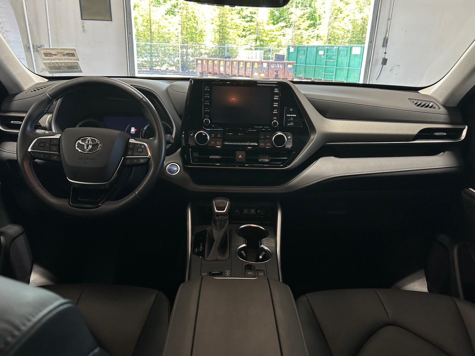 Thumbnail: 2020 Toyota Highlander - 2