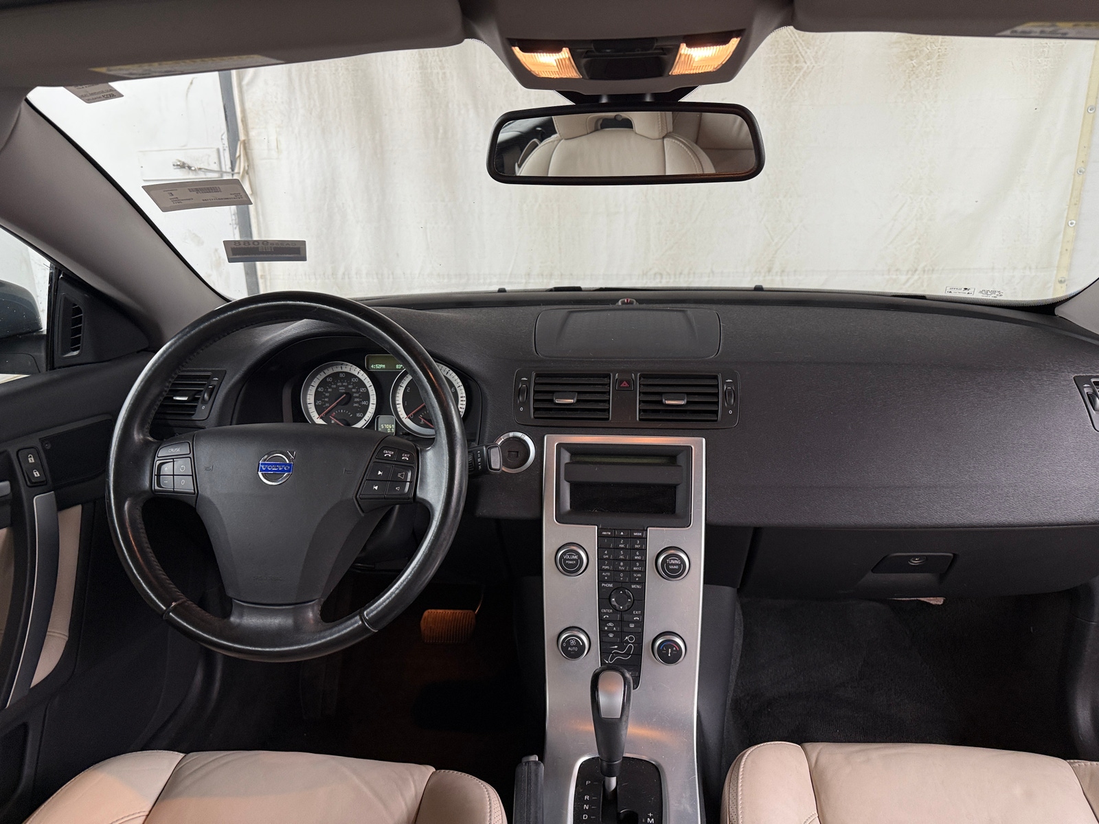 Thumbnail: 2011 Volvo C70 - 2