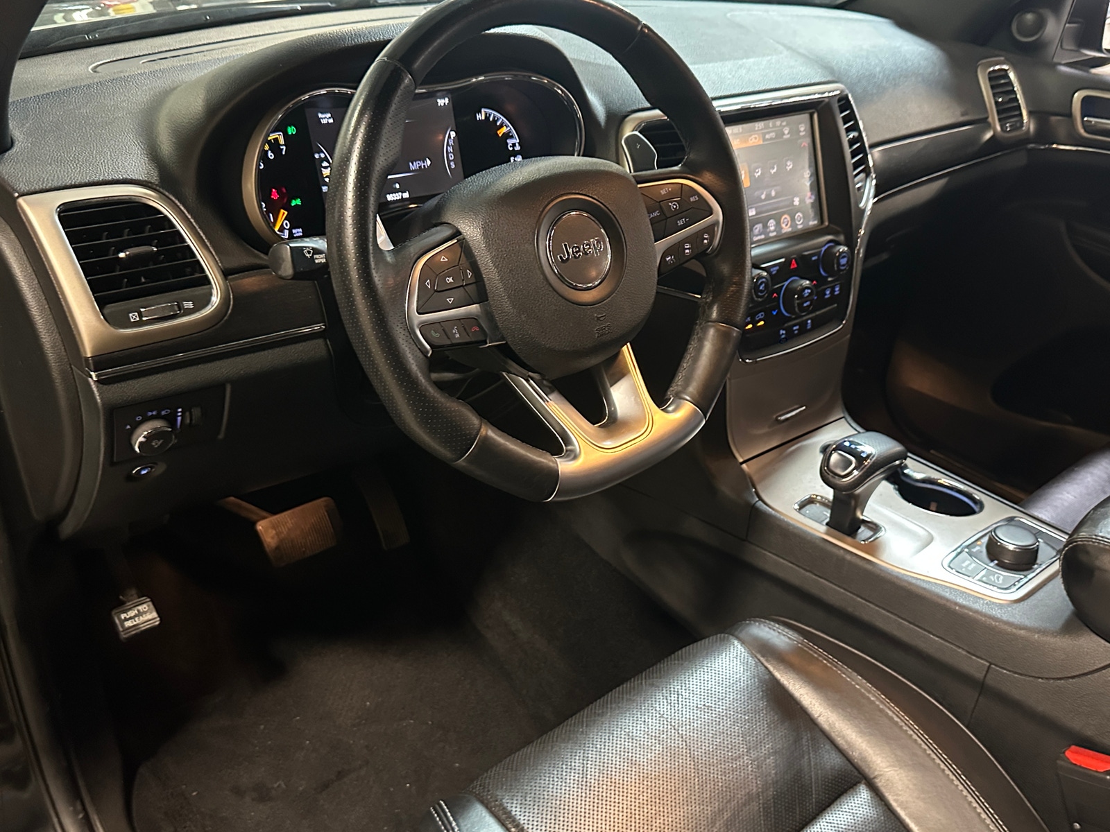 Thumbnail: 2014 Jeep Grand Cherokee - 2