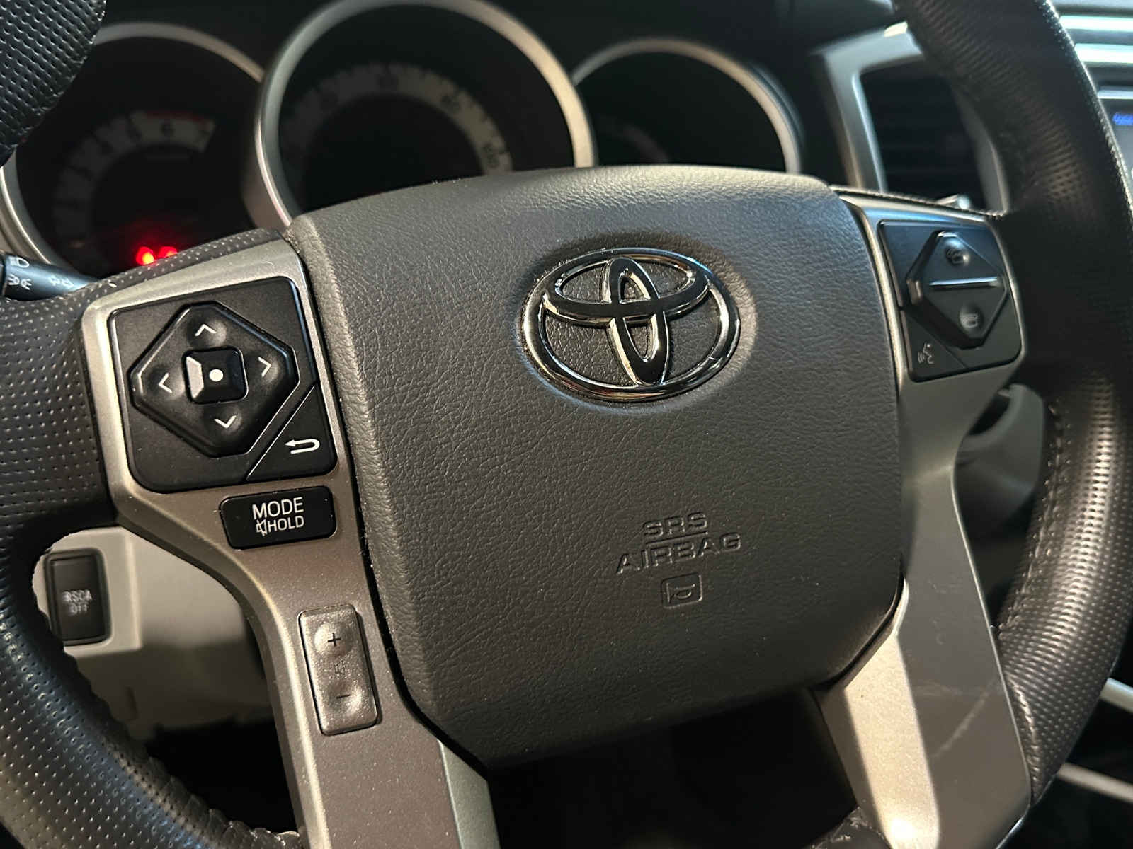 Thumbnail: 2015 Toyota Tacoma - 5