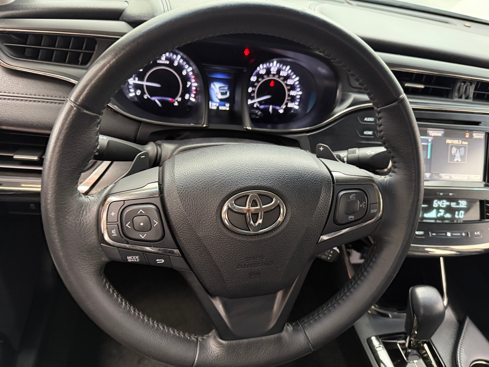 Thumbnail: 2016 Toyota Avalon - 4