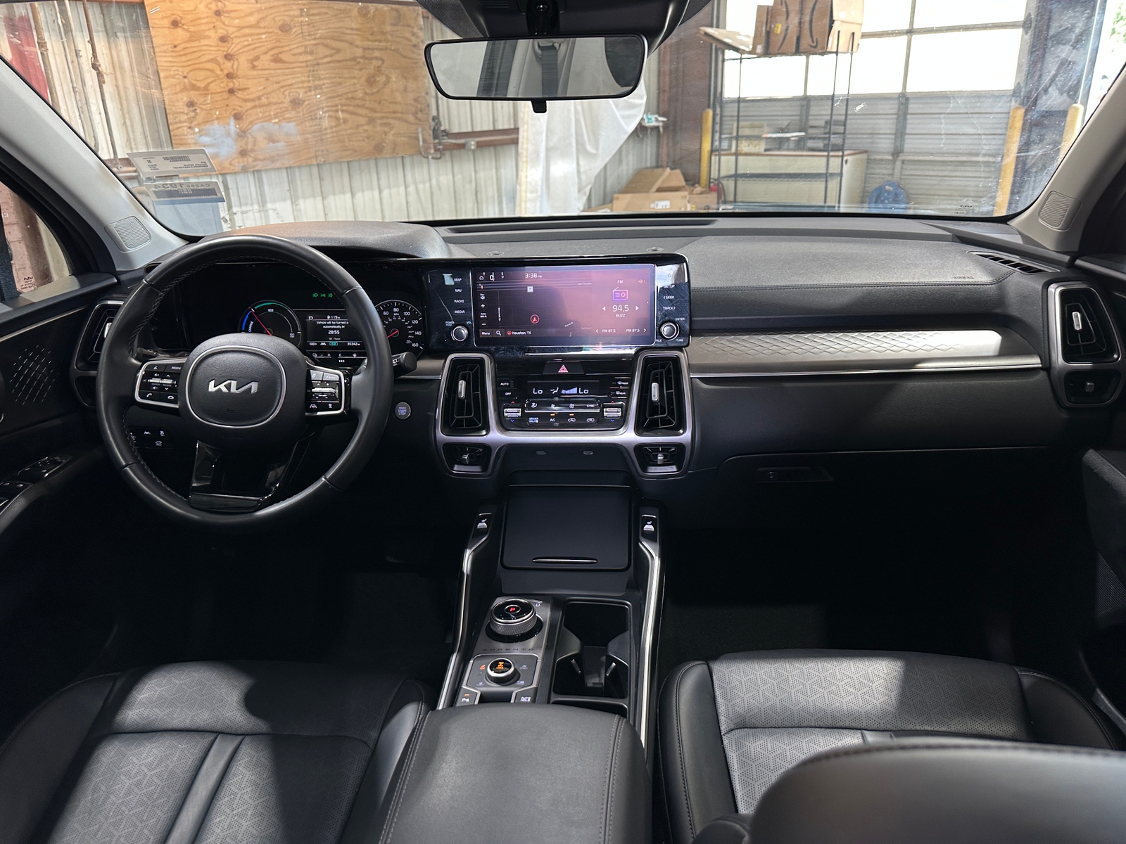 Thumbnail: 2022 Kia Sorento - 2