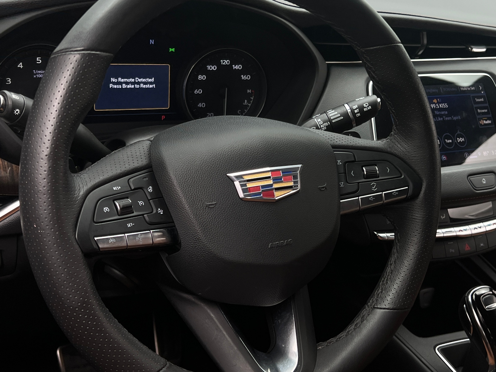 Thumbnail: 2023 Cadillac XT4 - 4