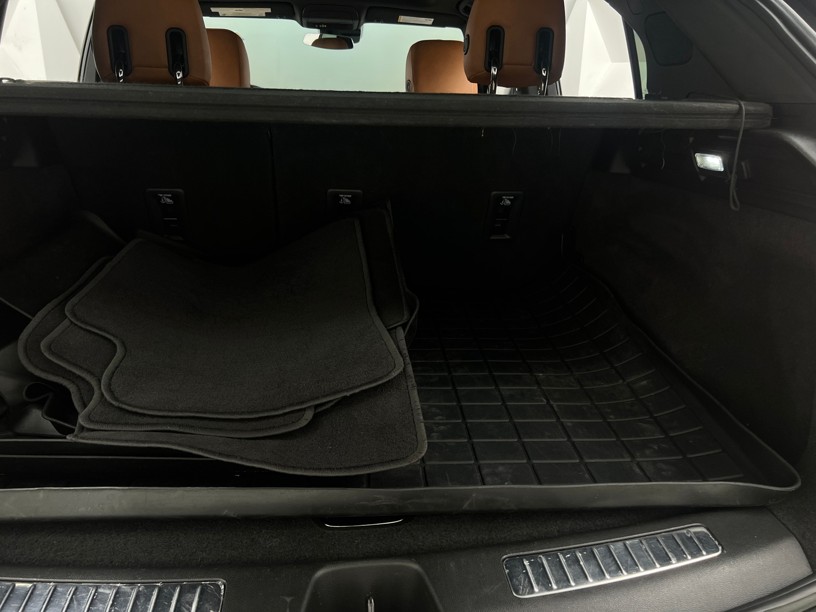 Thumbnail: 2023 Cadillac XT4 - 6