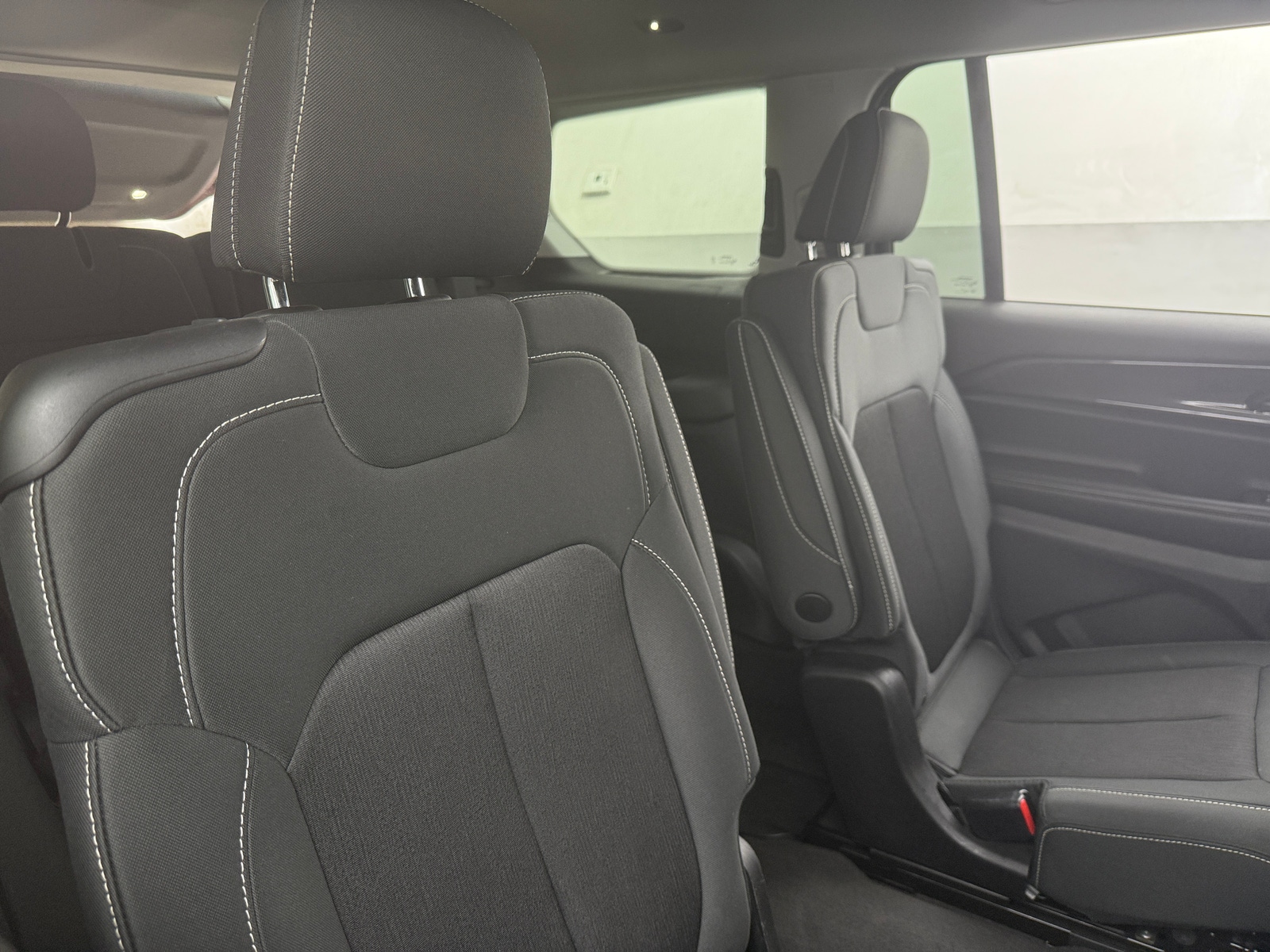 Thumbnail: 2021 Jeep Grand Cherokee L - 6