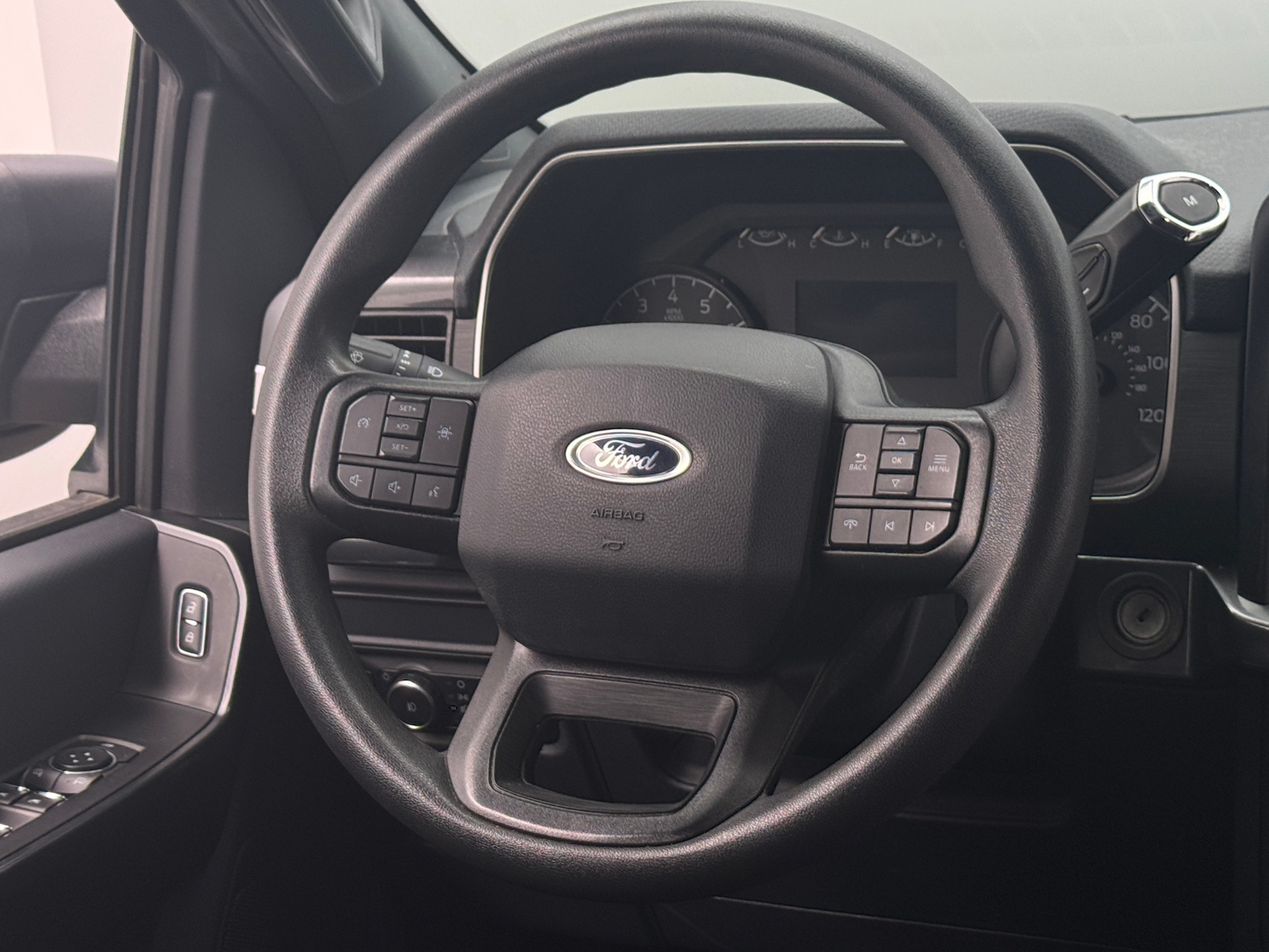 Thumbnail: 2022 Ford Econoline - 5