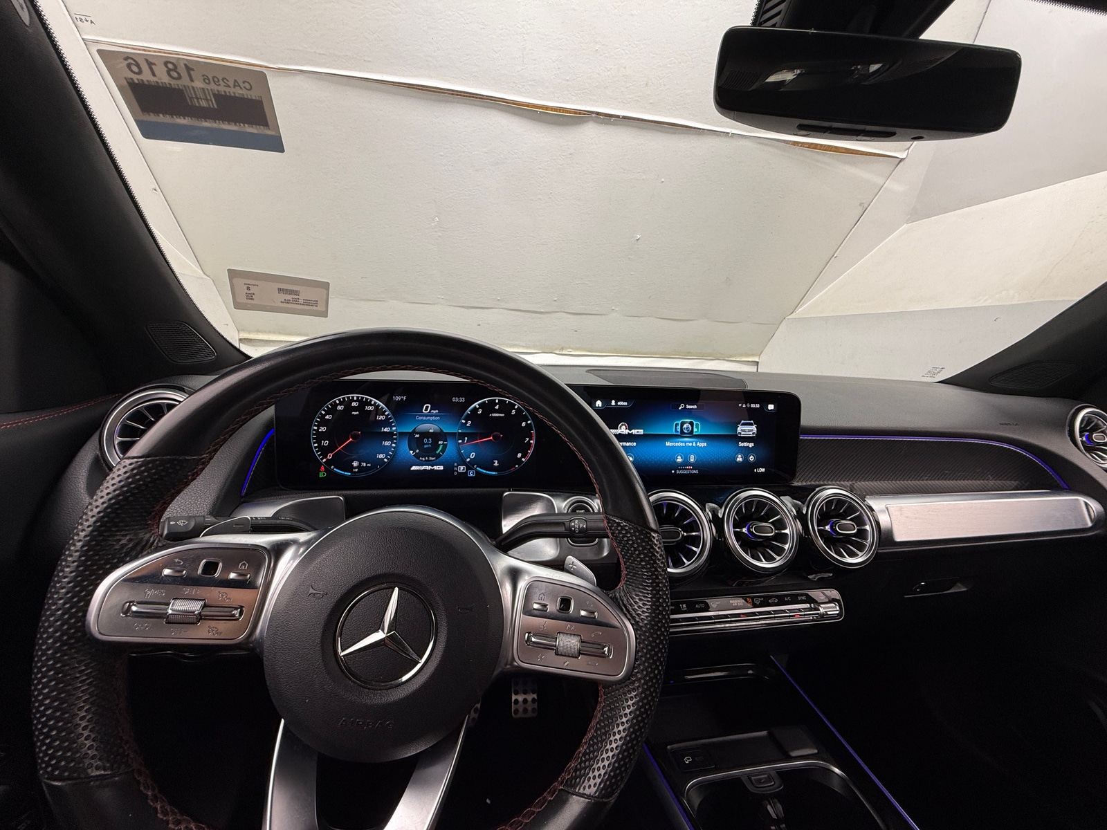 Thumbnail: 2022 Mercedes-Benz GLB - 2