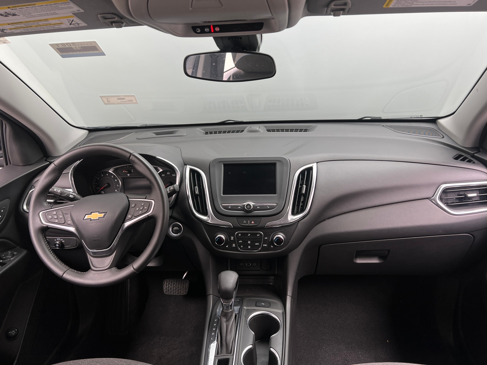 Thumbnail: 2022 Chevrolet Equinox - 3
