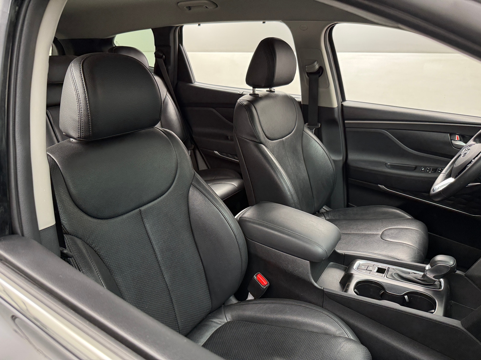 Thumbnail: 2019 Hyundai Santa Fe - 2