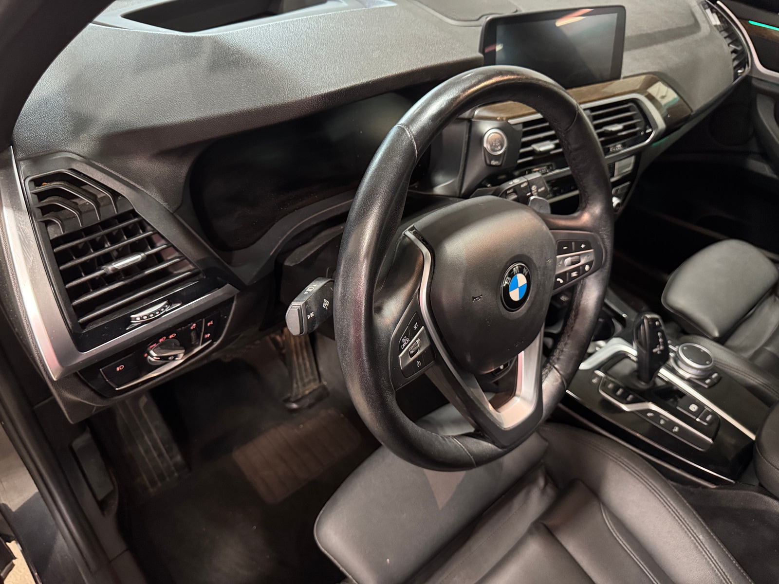 Thumbnail: 2021 BMW X3 - 2