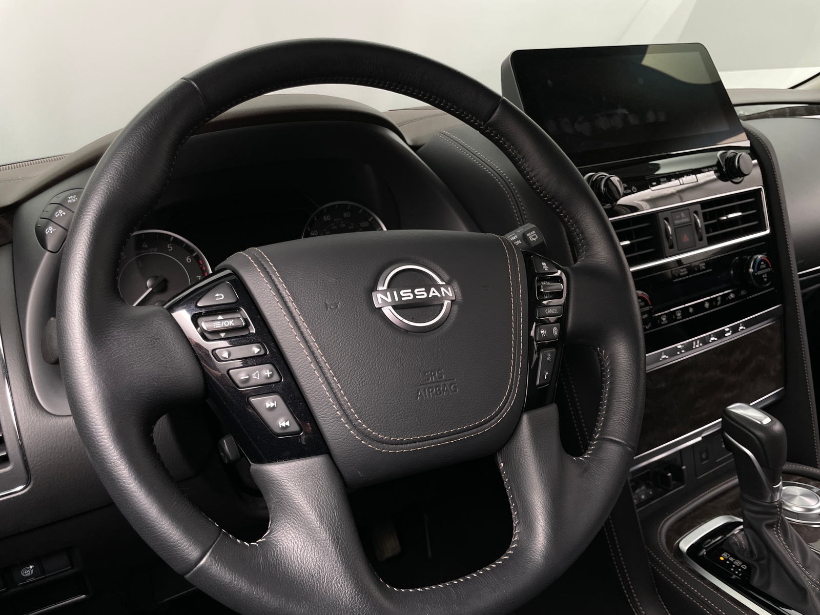 Thumbnail: 2024 Nissan Armada - 4