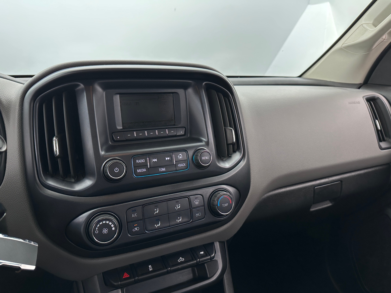 Thumbnail: 2017 Chevrolet Colorado - 4