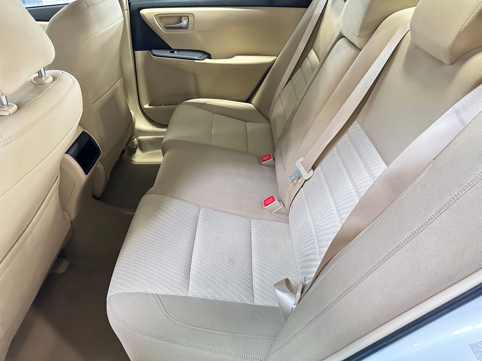Thumbnail: 2016 Toyota Camry - 6