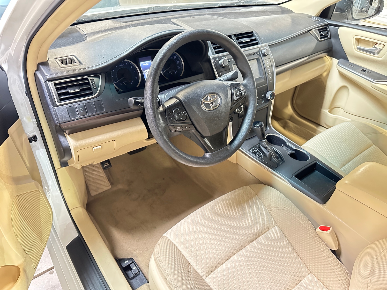 Thumbnail: 2016 Toyota Camry - 3