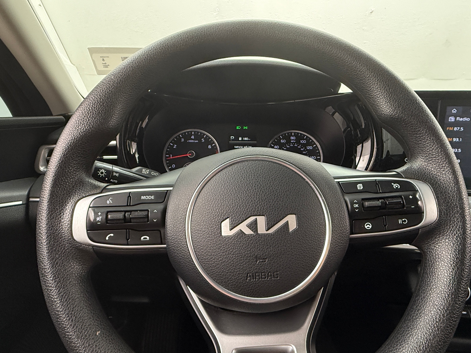 Thumbnail: 2023 Kia K5 - 4