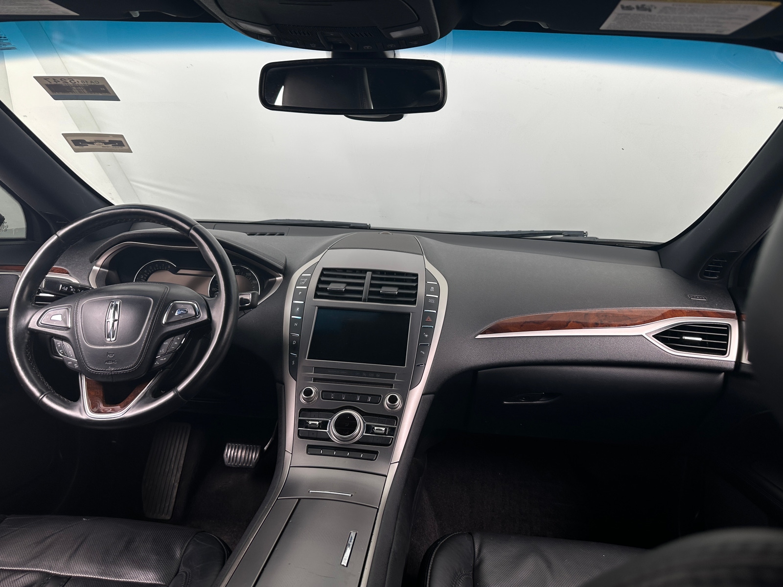 Thumbnail: 2017 Lincoln MKZ - 2