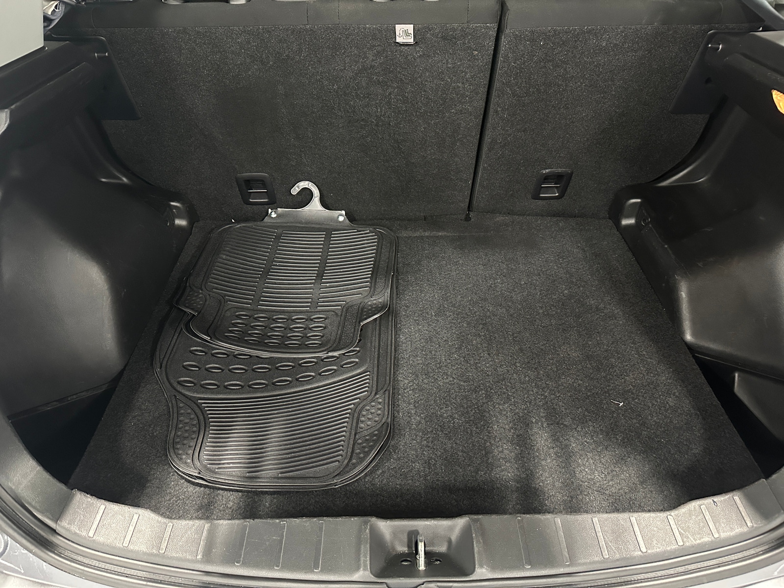 Thumbnail: 2020 Mitsubishi Outlander Sport - 7