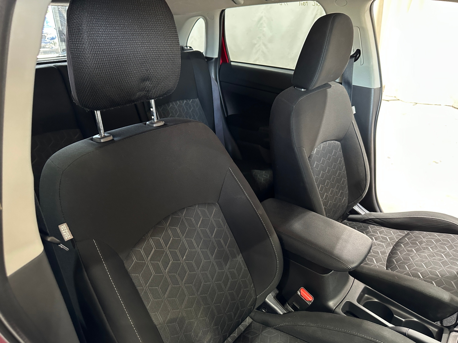 Thumbnail: 2021 Mitsubishi Outlander Sport - 2