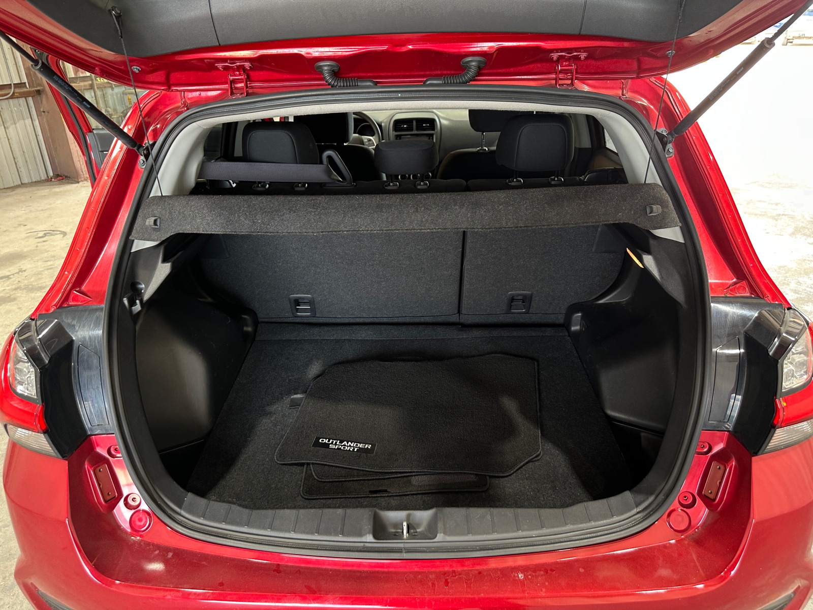 Thumbnail: 2021 Mitsubishi Outlander Sport - 7