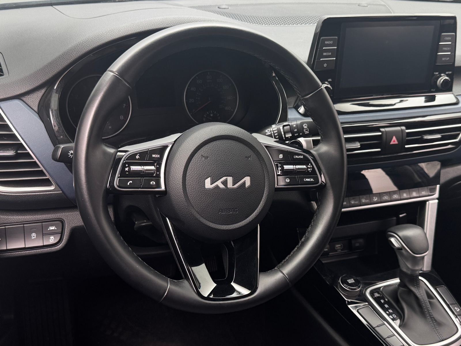 Thumbnail: 2023 Kia Seltos - 5