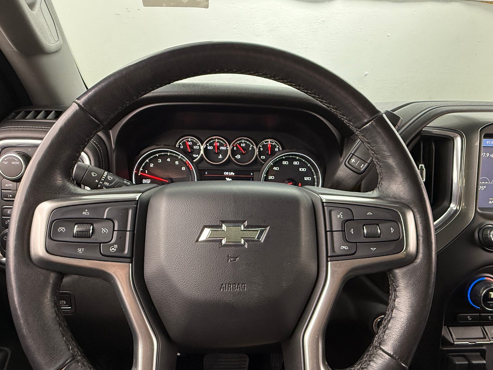 Thumbnail: 2020 Chevrolet Silverado 1500 - 5