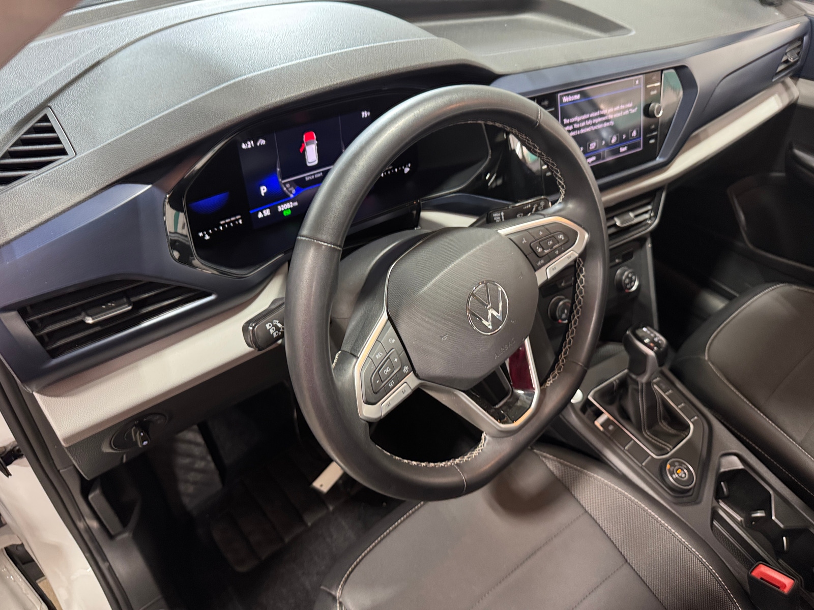 Thumbnail: 2022 Volkswagen Taos - 3